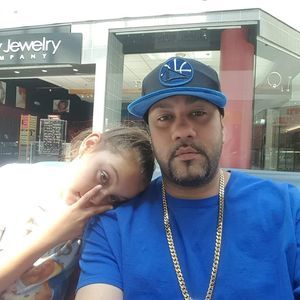 Meet your Posher, Giovani